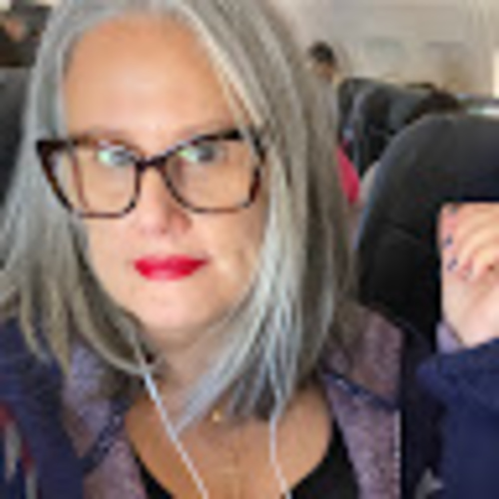 Meet your Posher, Claudine